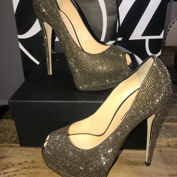 Giuseppe Zanotti Women Gold Pumps - Picture 5 of 8